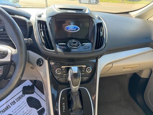 Used 2016 Ford C-MAX SEL w/ Equipment Group 302A image 14