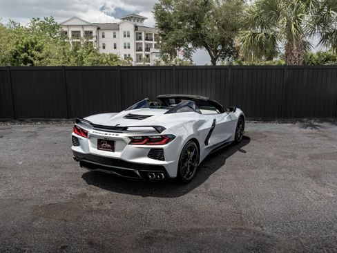 Used 2021 Chevrolet Corvette Stingray Premium Conv w/ Z51 Performance Package RWD image 29