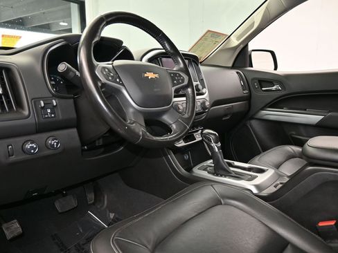 Used 2022 Chevrolet Colorado ZR2 image 13