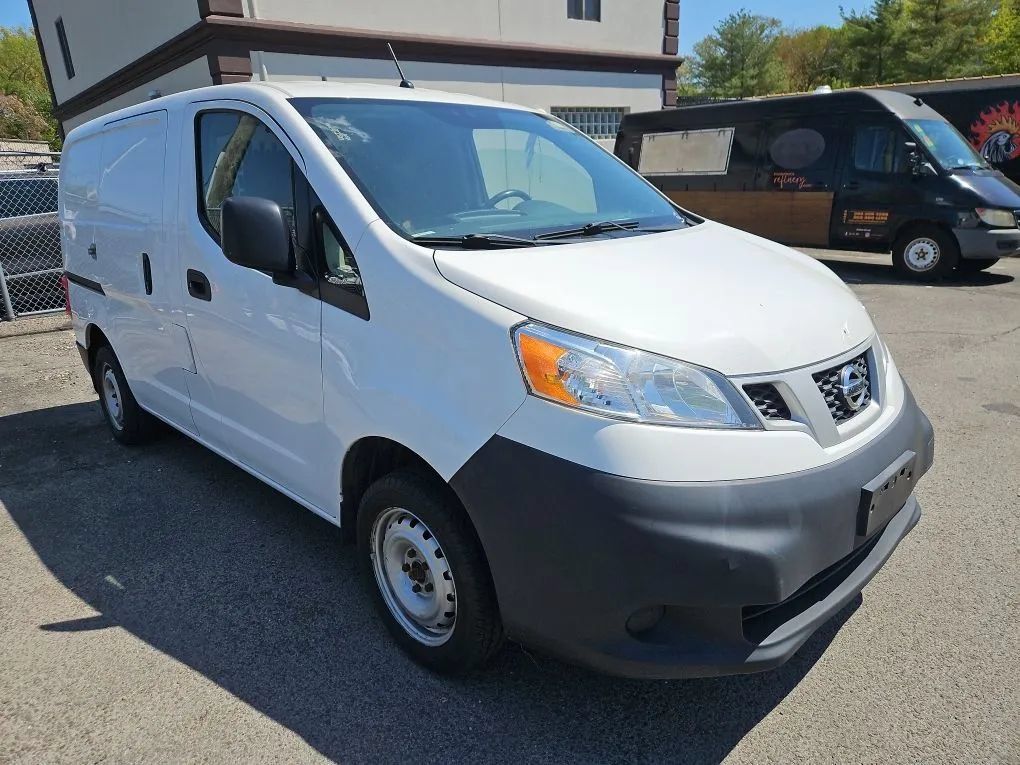 Used 2018 Nissan NV200 S w/ Cruise Control Package FWD image 3