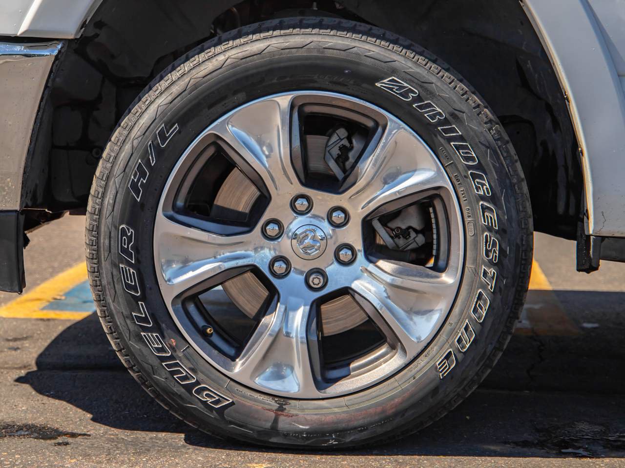 Used 2023 RAM 1500 Laramie AWD/4WD image 6