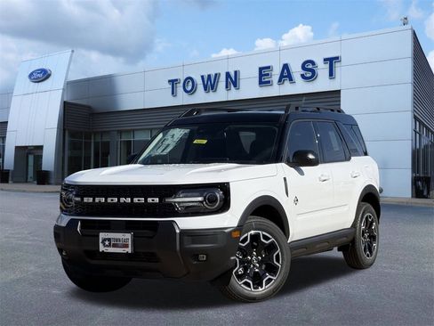 New 2025 Ford Bronco Sport Outer Banks image 24