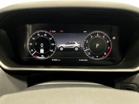 Used 2020 Land Rover Discovery Landmark AWD/4WD image 25