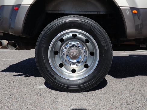 Used 2018 Ford F450 King Ranch w/ King Ranch Ultimate Package image 12