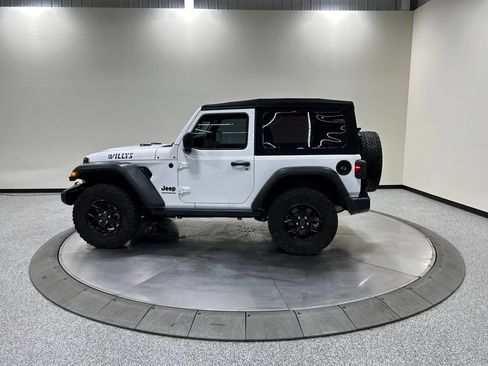 Used 2024 Jeep Wrangler Sport AWD/4WD image 10