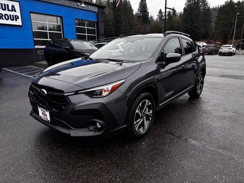 Used 2025 Subaru Crosstrek 2.0i Premium image 4