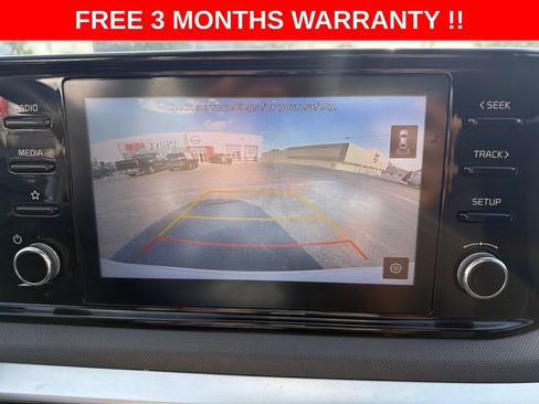 Used 2022 Kia K5 LXS FWD image 18