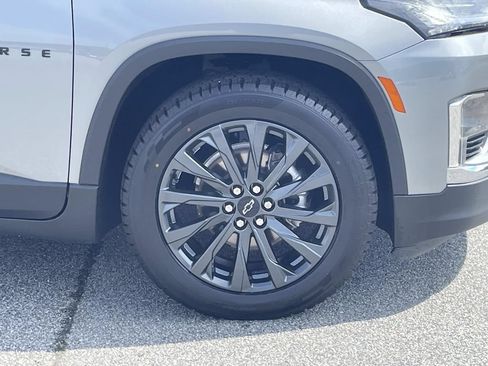 Used 2023 Chevrolet Traverse RS w/ LPO, Floor Liner Package AWD/4WD image 10