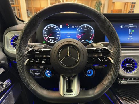 Used 2025 Mercedes-Benz G 63 AMG AMG G 63 image 24