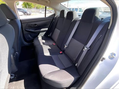 Used 2024 Nissan Sentra SV FWD image 21
