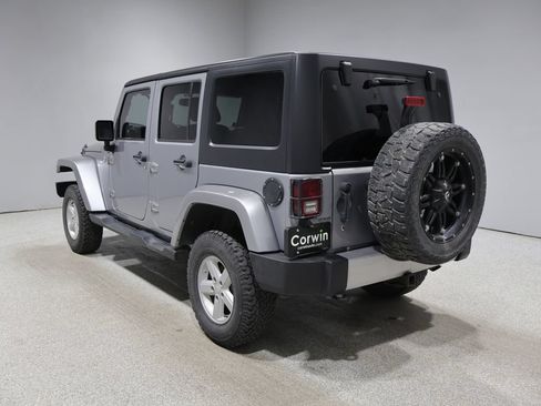 Used 2014 Jeep Wrangler Unlimited Sahara w/ Trailer Tow Group AWD/4WD image 11