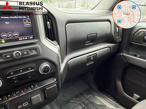 Used 2024 Chevrolet Silverado 1500 Custom AWD/4WD image 30