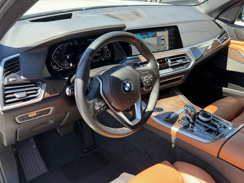 Used 2023 BMW X5 xDrive45e w/ Executive Package AWD/4WD image 4