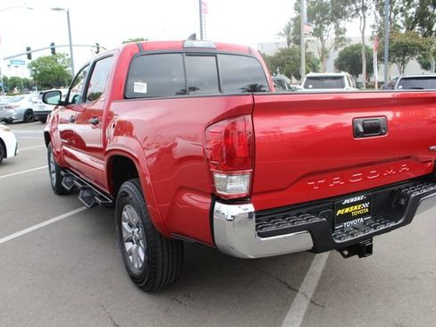 Used 2016 Toyota Tacoma SR5 w/ SR5 Appearance Package (SN) RWD image 17
