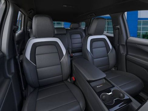 New 2026 Chevrolet Blazer EV LT AWD/4WD image 16