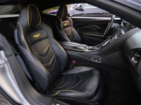 Used 2023 Aston Martin DBS Coupe RWD image 12