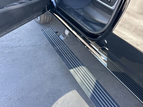 Used 2023 RAM 1500 Laramie image 24