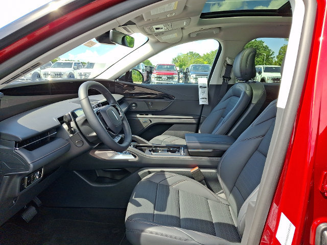 New 2026 Lincoln Nautilus Reserve w/ Jet Appearance Package AWD/4WD image 7