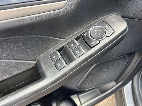 Used 2022 Ford Escape SEL AWD/4WD image 13