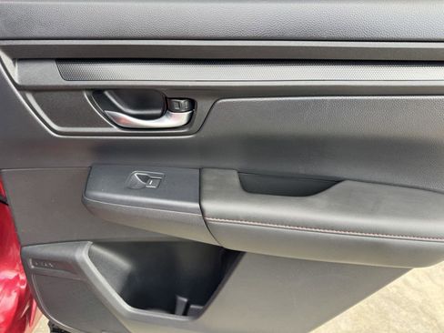 Used 2025 Honda CR-V Sport image 10