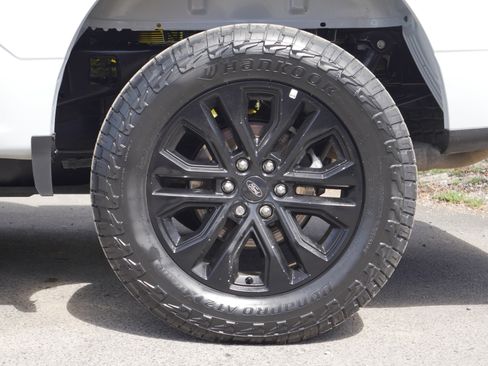 Certified 2025 Ford F150 Lariat AWD/4WD image 21