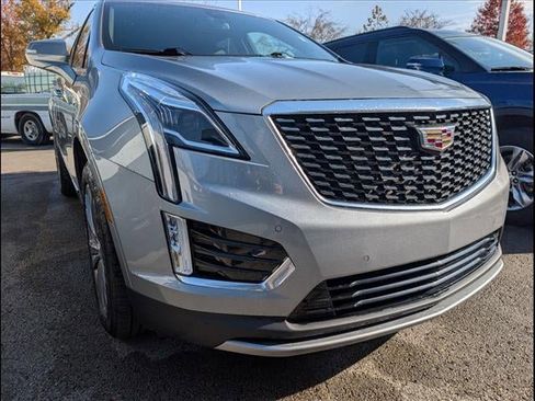 Used 2025 Cadillac XT5 Premium Luxury image 23