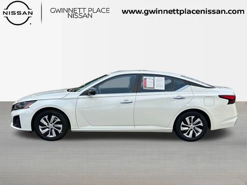 Certified 2025 Nissan Altima 2.5 S image 8