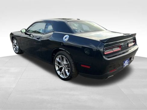 Used 2022 Dodge Challenger GT image 4