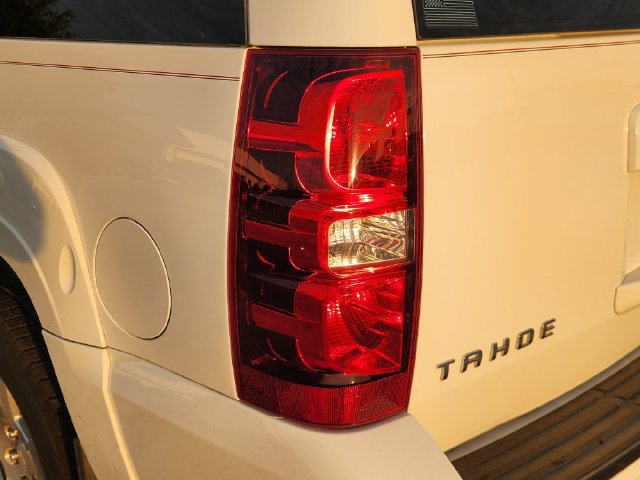 Used 2014 Chevrolet Tahoe LT w/ Suspension Package, Off-Road AWD/4WD image 6