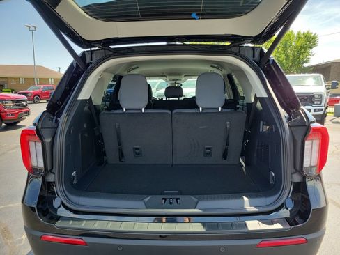 New 2026 Ford Explorer Active AWD/4WD image 10