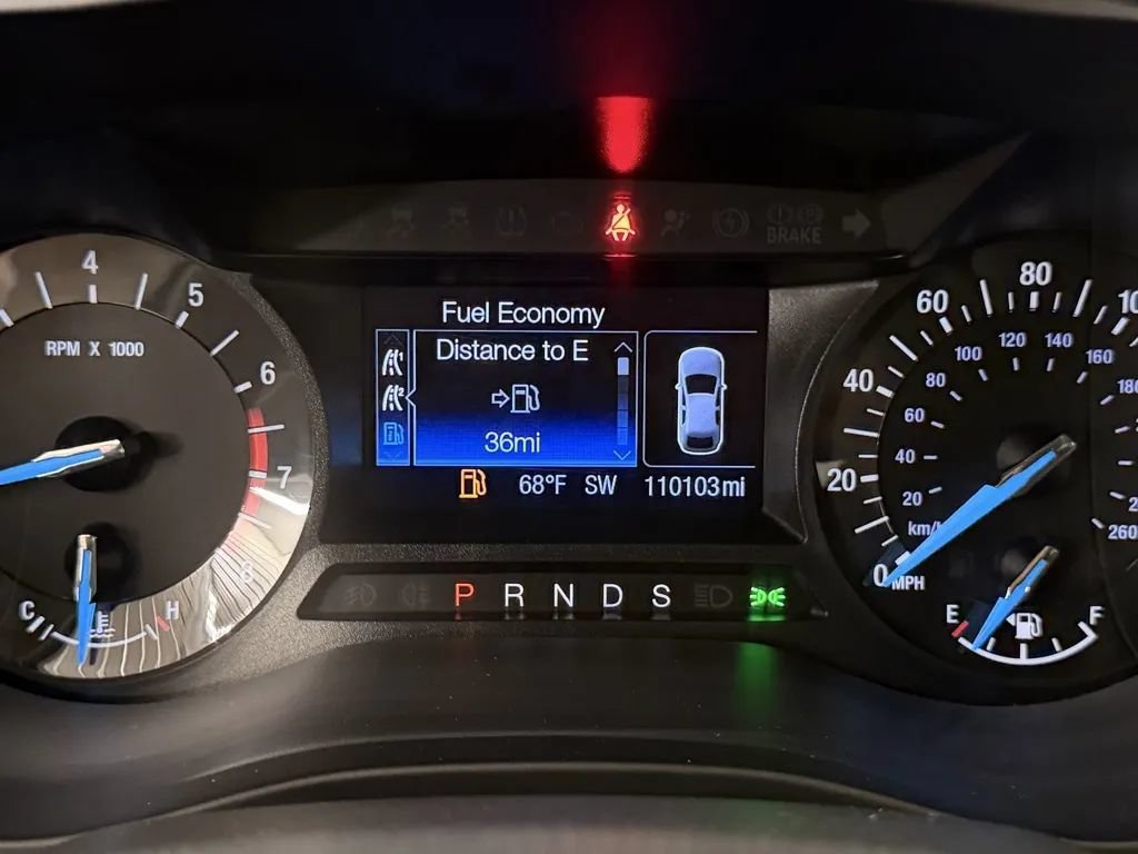 Used 2013 Ford Fusion SE FWD image 16