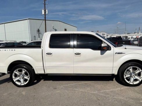 Used 2011 Ford F150 Lariat Limited RWD image 5