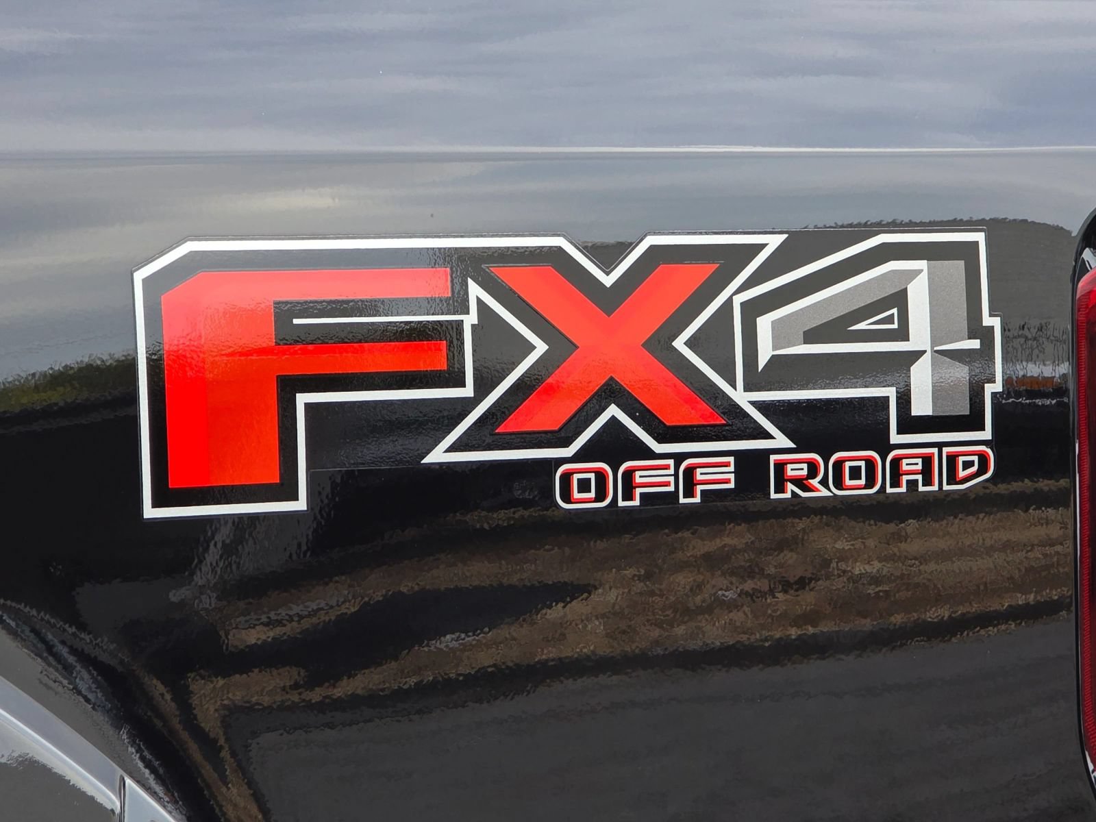 Used 2020 Ford F250 XLT w/ XLT Value Package AWD/4WD image 39