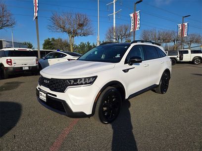 Used 2023 Kia Sorento S w/ Panoramic Sunroof Package