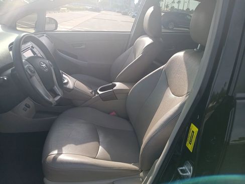 Used 2012 Toyota Prius Two image 11