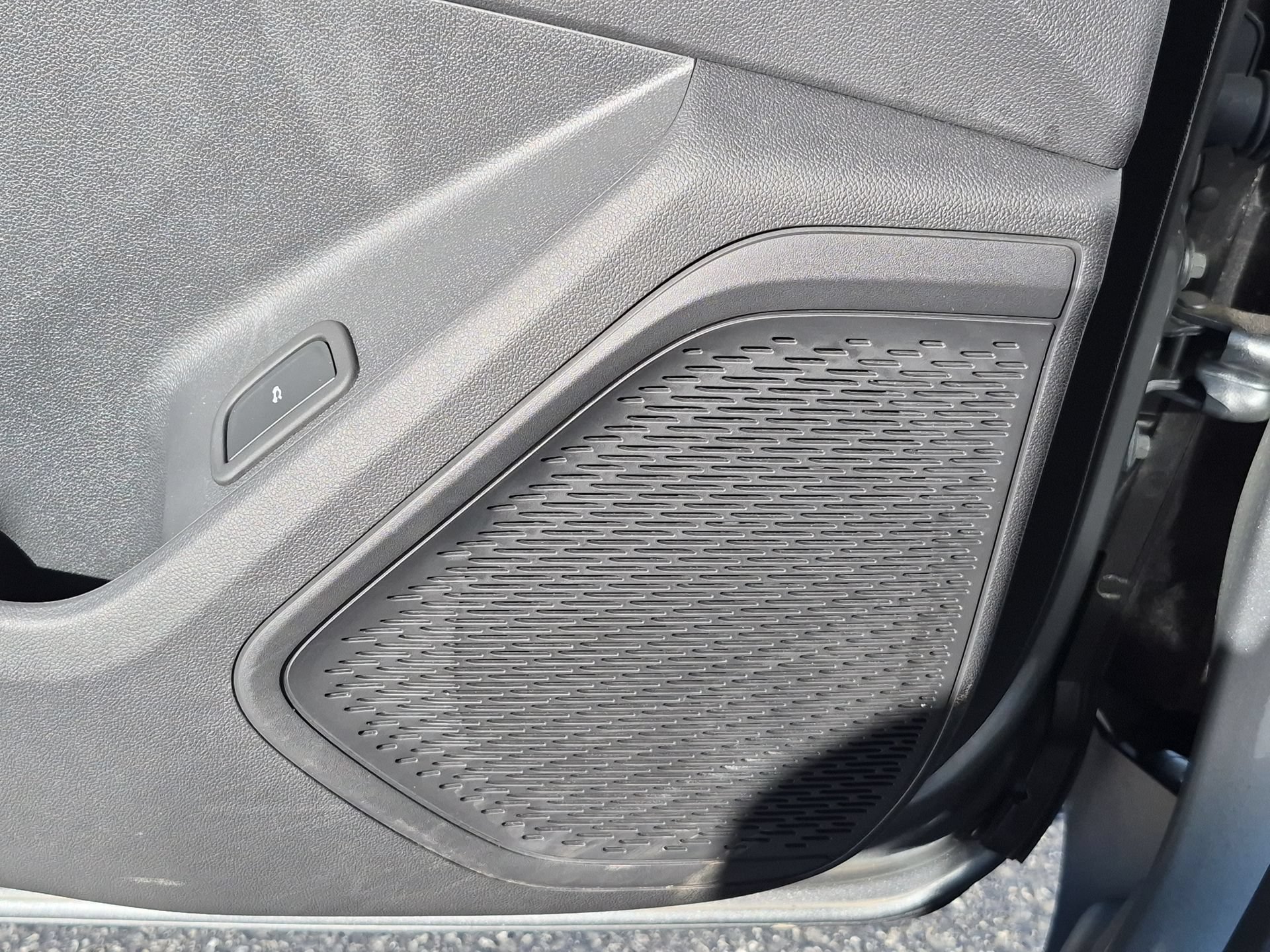 Certified 2026 Chevrolet Traverse LT w/ LPO, Floor Liner Package AWD/4WD image 24