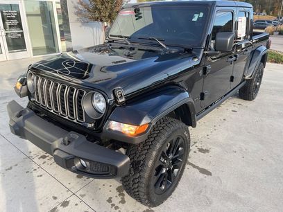 Used 2025 Jeep Gladiator Sport