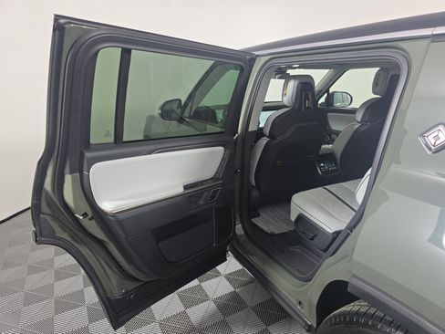 Used 2023 Rivian R1S Launch Edition AWD/4WD image 17