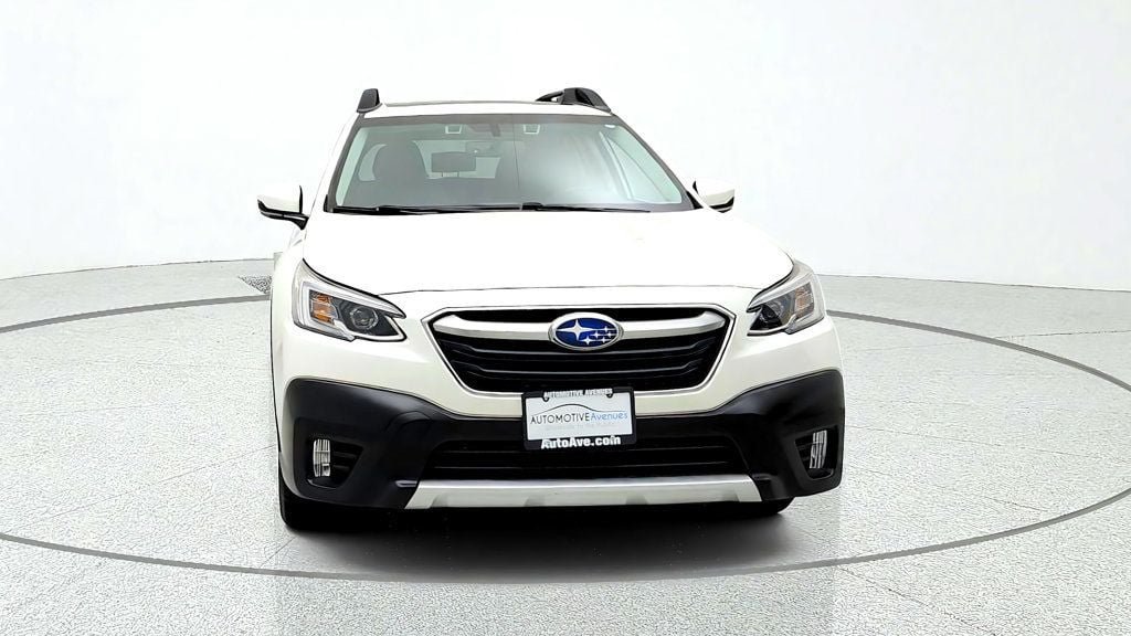 Used 2022 Subaru Outback Limited XT AWD/4WD image 2