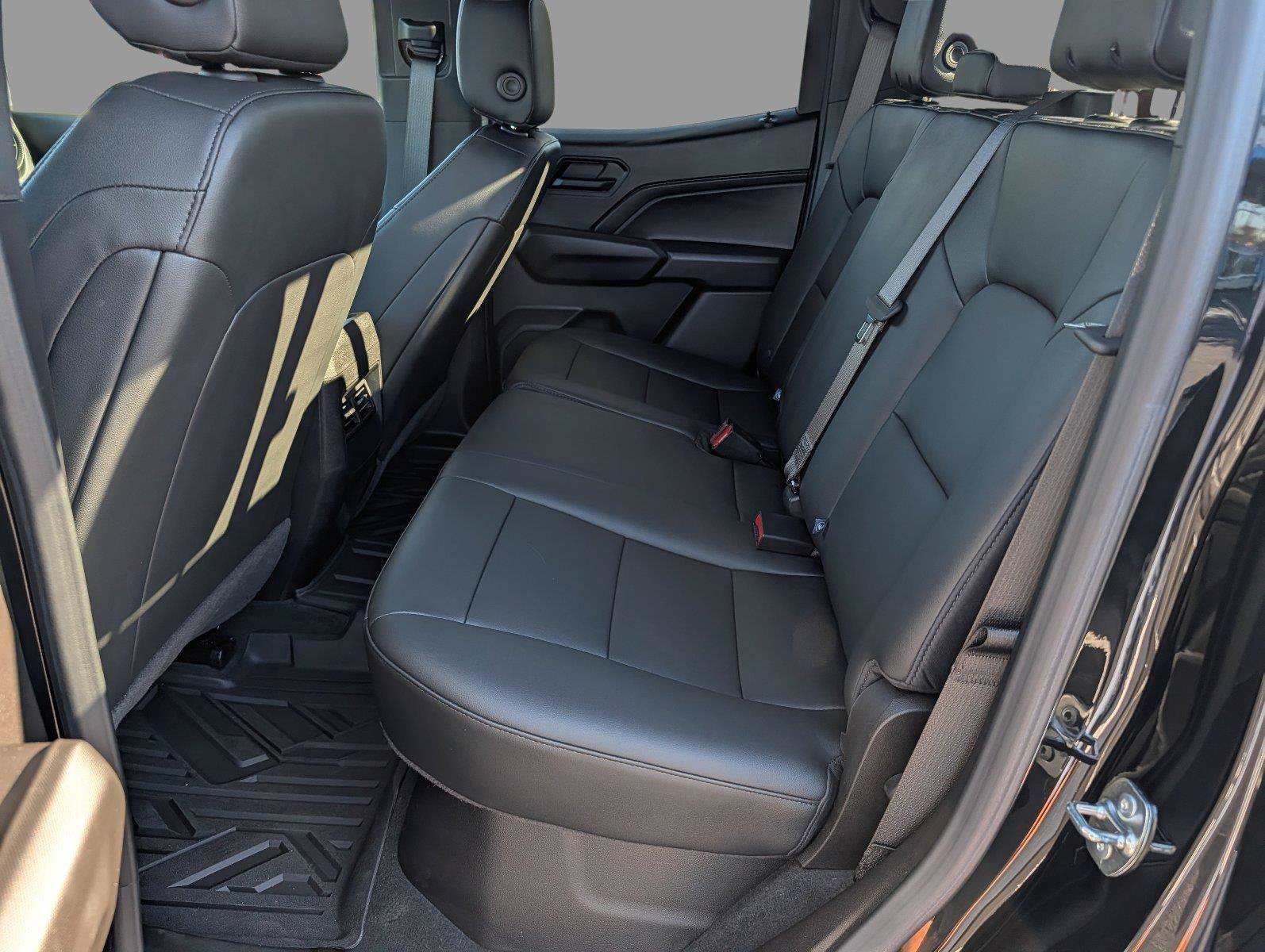 New 2026 Chevrolet Colorado Trail Boss AWD/4WD image 34