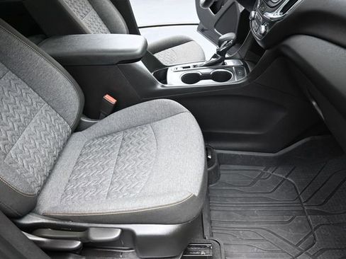 Used 2022 Chevrolet Equinox LT FWD image 27