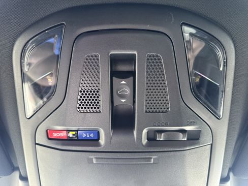 Used 2023 Subaru Outback Wilderness w/ Wilderness Package image 23