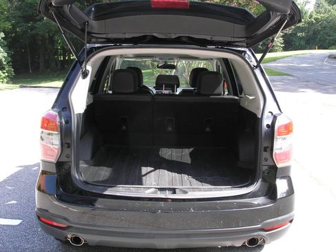 Used 2014 Subaru Forester 2.0XT Touring AWD/4WD image 6