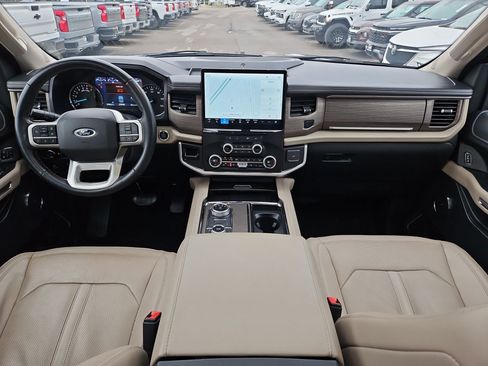 Used 2024 Ford Expedition Max Limited image 29