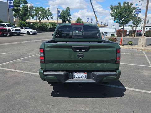 Used 2022 Nissan Frontier SV image 7
