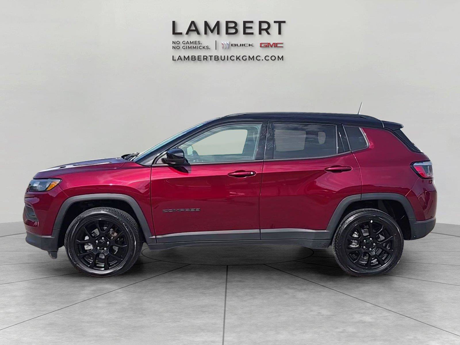 Used 2022 Jeep Compass Latitude AWD/4WD image 2