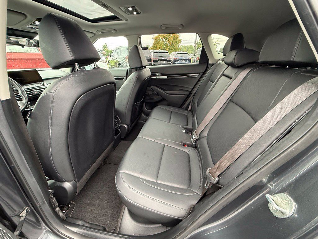 Used 2022 Kia Seltos EX AWD/4WD image 10