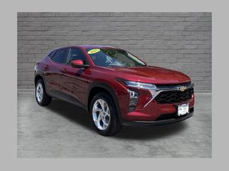 Used 2025 Chevrolet Trax LS w/ LS Convenience Package FWD 360° Tour