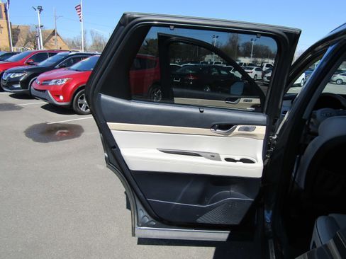 Used 2023 Hyundai Palisade Limited image 10