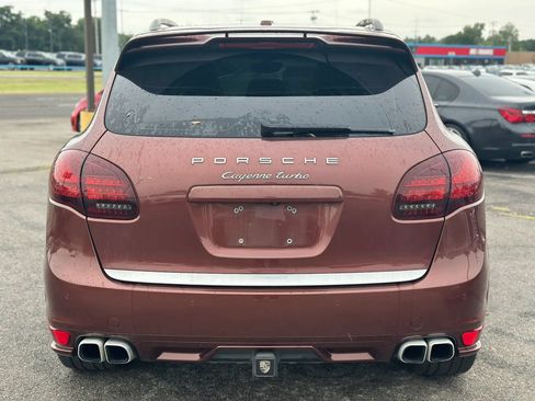 Used 2012 Porsche Cayenne Turbo AWD/4WD image 7